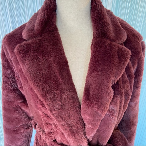 Boohoo Jackets & Blazers - Faux Fur Maxi Coat Size US6 NWOT